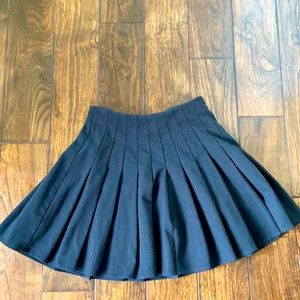 Brandy Melville skirt